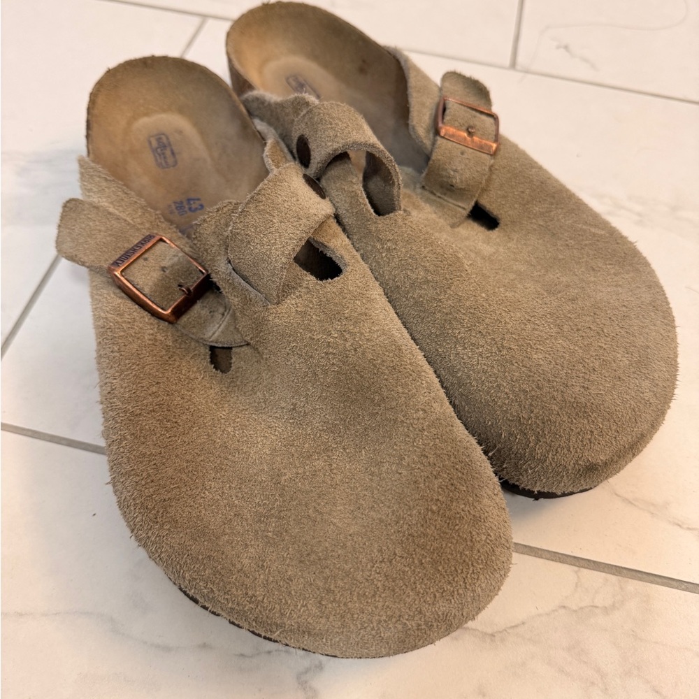 Birkenstock Suede Slip-Ons - Beige